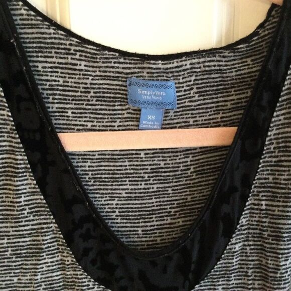 Vera Wang Women’s XS Oversized Black Tunic Top - Picture 5 of 8